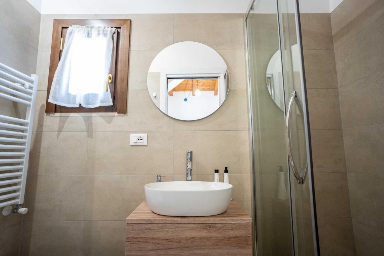 G&B Suite Castelnuovo Di Porto Екстер'єр фото